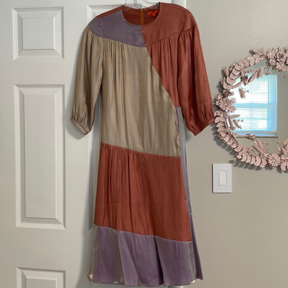 Unique shimmer colorblock midi dress